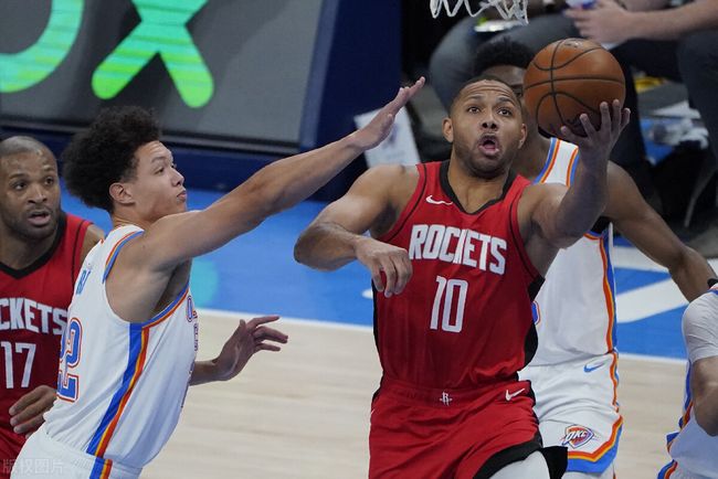 在客场上演 在客场上演